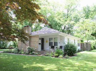 810 S Johnson Ave, Carbondale, IL 62901