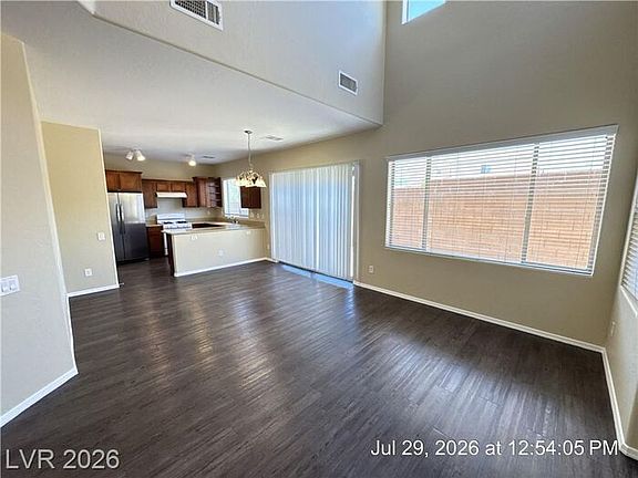 3rd image of 8977 Castledowns St