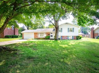 910 Wiltshire Dr, Evansville, IN