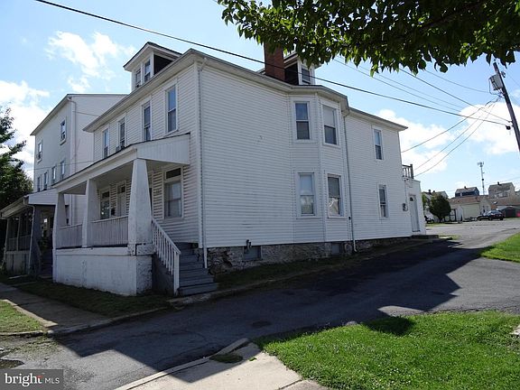 4th image of 121 Buena Vista Ave