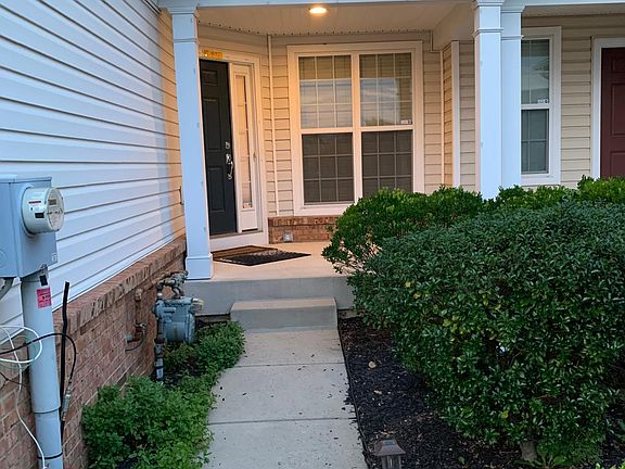 Entryway and covered porch