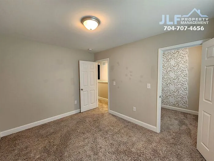 2520 Ashe Ave — Photo 16