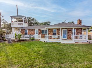 1703 Bayshores Dr, Rockport, TX 78382