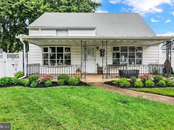 349 W Chestnut St, Pottstown, PA 19464