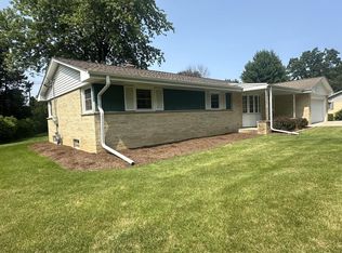 N50W14454 Fairmount Ave, Menomonee Falls, WI 53051