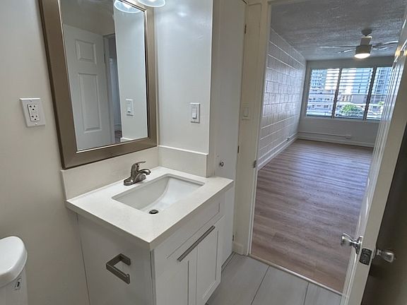 5th image of 2612 Kapiolani Blvd