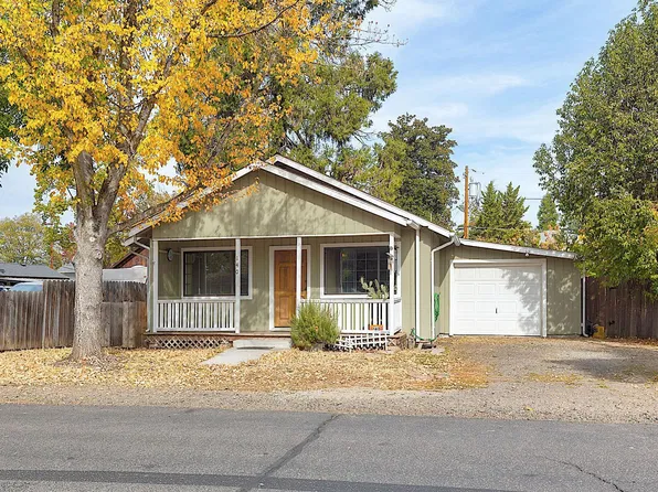 140 Napa St, Eagle Pt, OR 97524
