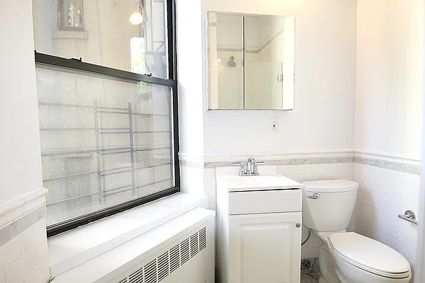 Rented by Compass | media 10