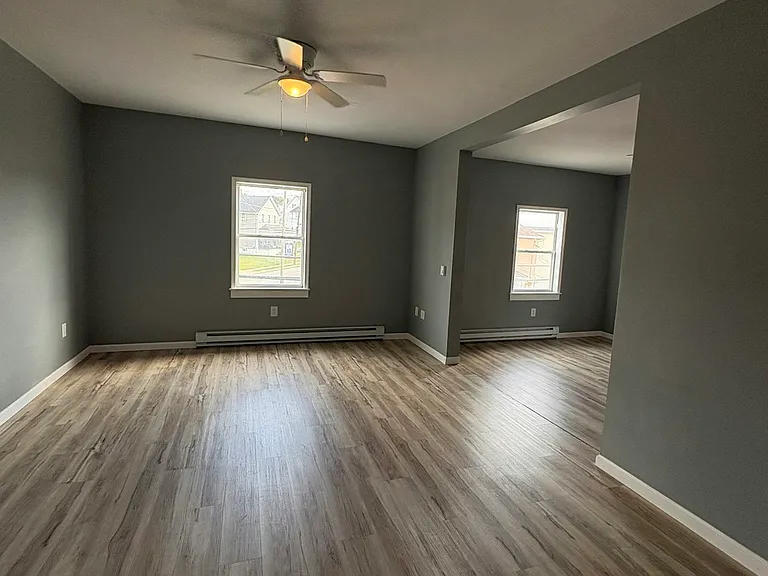 615 George St — Photo 23