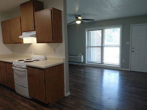 5th image of 311 S Grand Ave #2