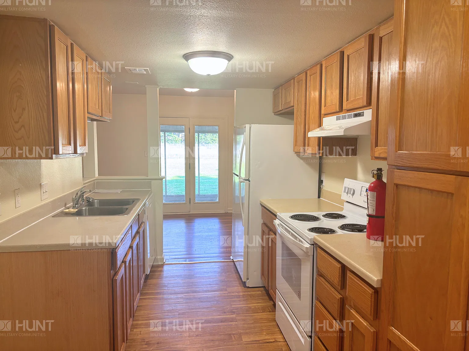 4 bed, 2.5 bath, 1612 sqft, $1,700 — Photo 4