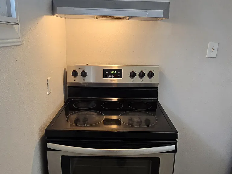 3411 Drew St #2 — Photo 6