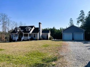 1074 Armistead Rd, Nathalie, VA 24577