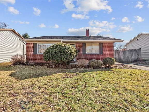 2nd image of 73 W Altgeld Ave