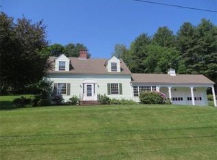 36 Sunset Sq, Greenfield, MA 01301