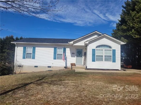5816 Sparrow Dr, Granite Falls, NC 28630