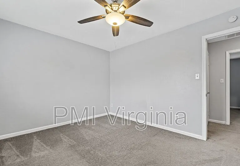 1257 Green Cedar Ln — Photo 18