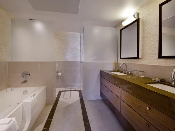 160 Central Park South image 14 of 14