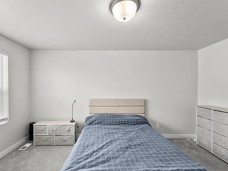 41 E Brushy Canyon St — Photo 11