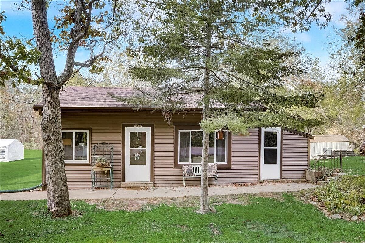 6566 North Tichigan Rd, Waterford, WI 53185 Zillow