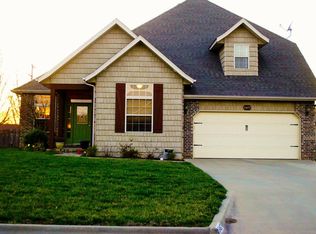 5497 S Pinehurst Ave, Springfield, MO 65810