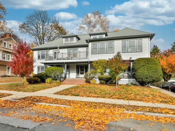 9 Avon St APT 2, Wakefield, MA 01880