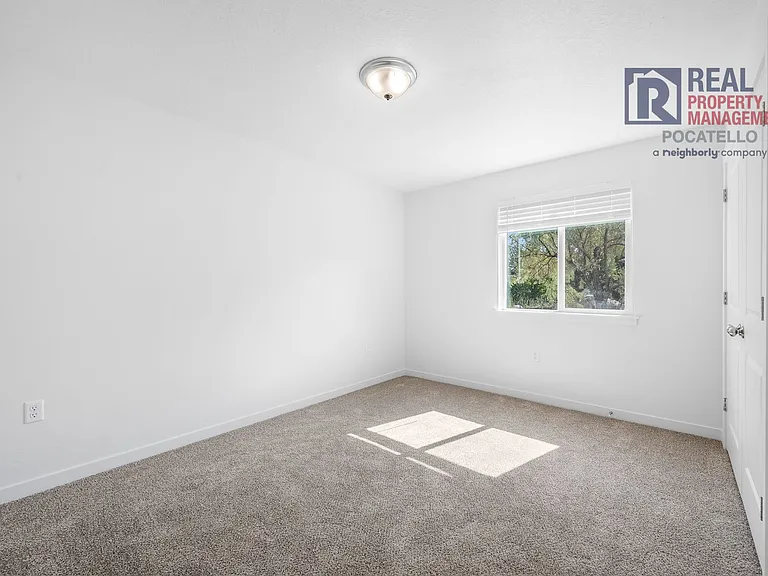 1014 W Quinn Rd #BLD-11 — Photo 14