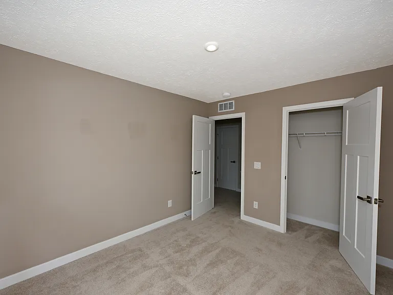 1838 Shank Dr — Photo 31