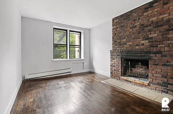 Rented by REZI | media 34