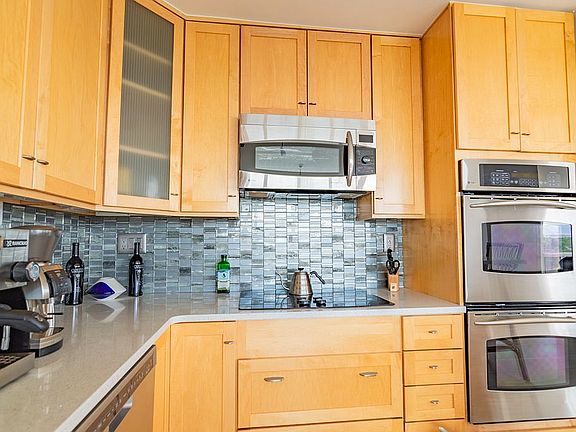 4th image of 3100 E Cherry Creek South Dr APT 1104