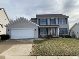 2412 W Miners Dr, Dunlap, IL 61525