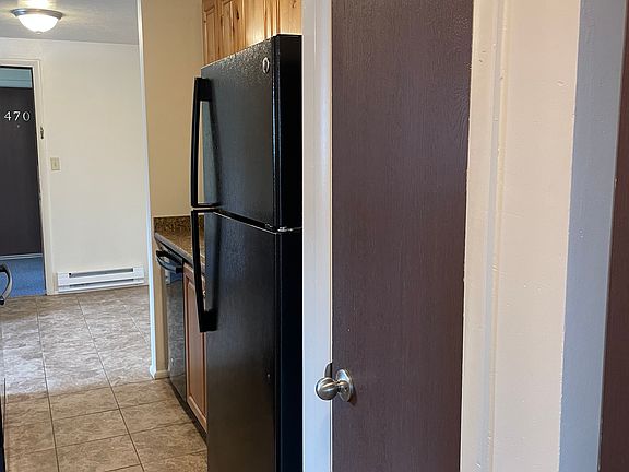 4th image of 472 N 50 E #472