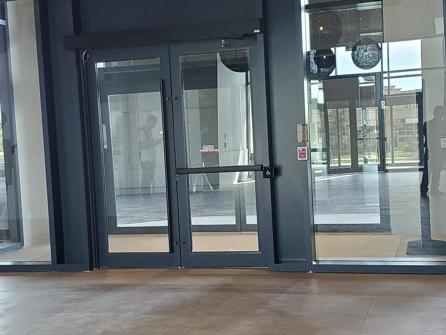 2 bed, $2,300 — Photo 4