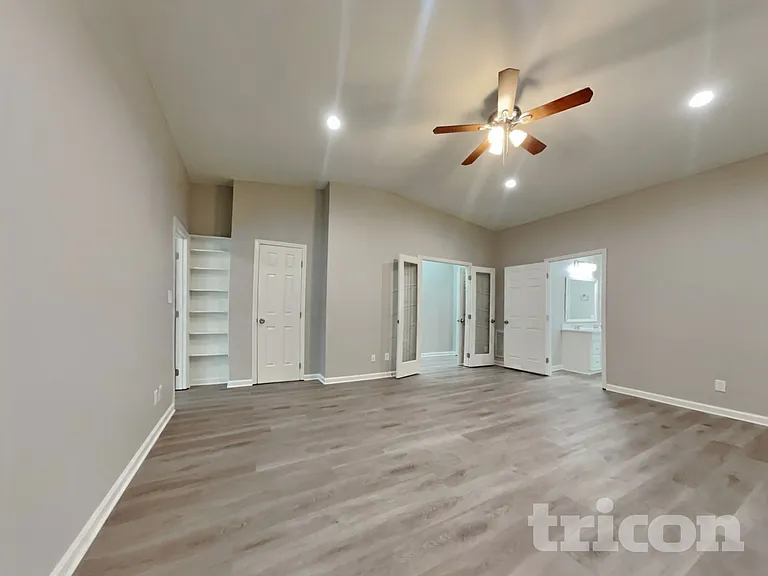 2309 Pastille Ln — Photo 3