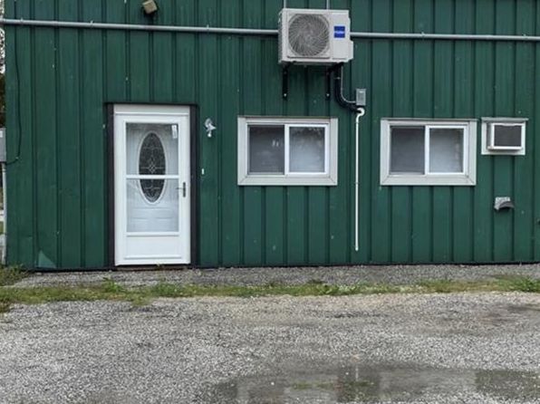 357 Queen St, Essex, ON N0R 1G0