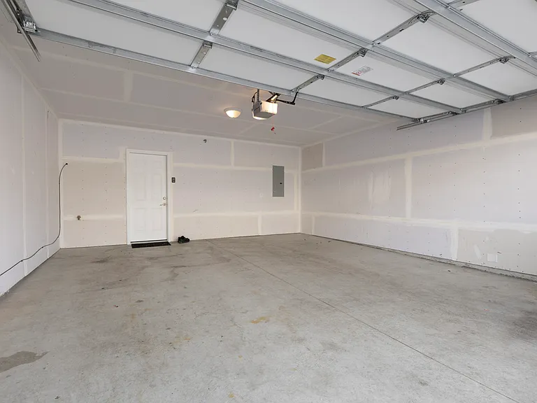 3155 Clover Ridge Dr — Photo 28