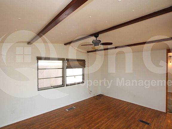 4th image of 946 S Esperanza Ave