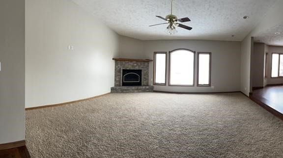 3rd image of 17 Sonja Dr