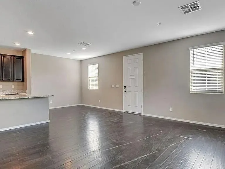 37 Alamere Falls Dr #1 — Photo 36