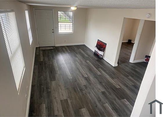 5th image of 1325 W 25th St Unit B