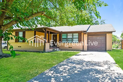 3504 Hilton Dr Photo 1