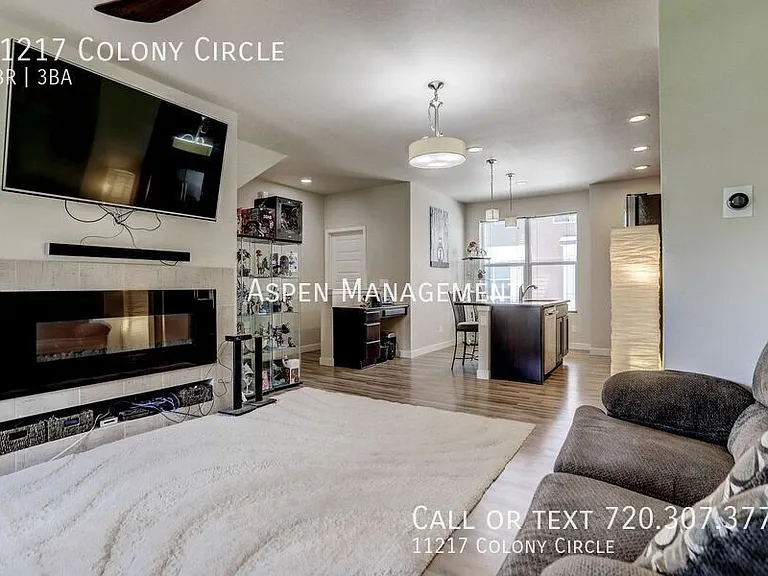 11217 Colony Cir — Photo 1