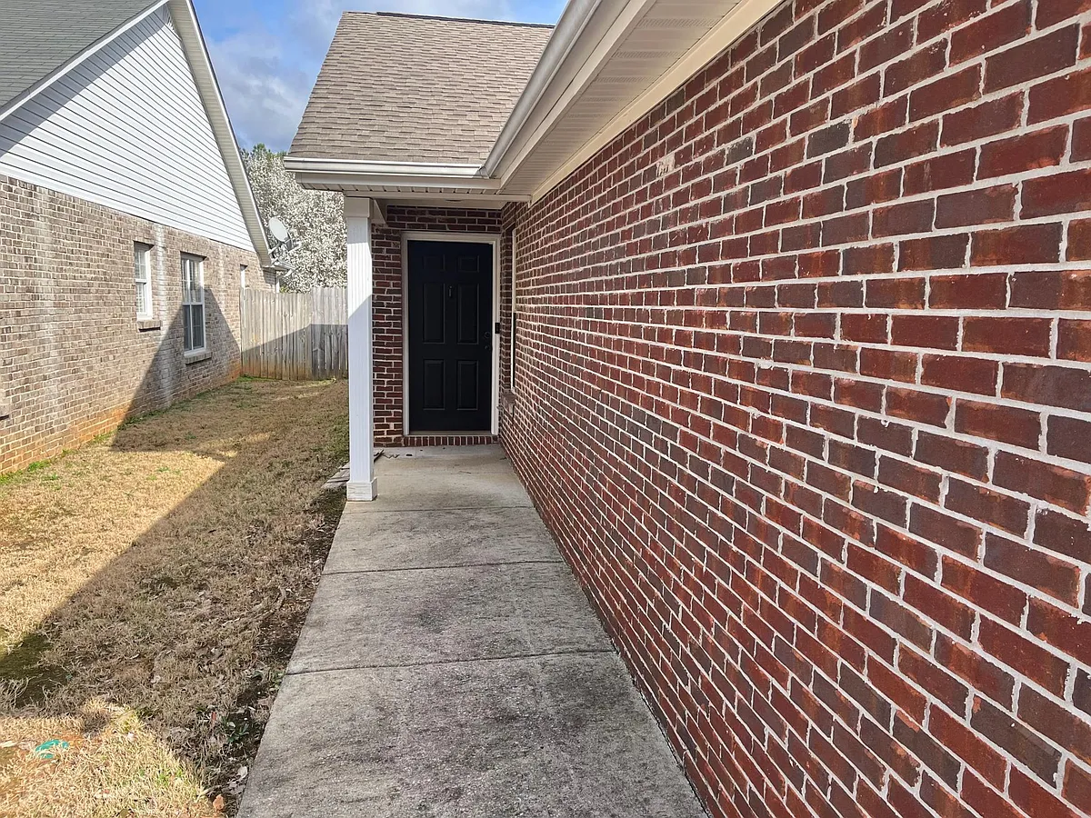 Building Photo - 127 Brook Highland Cv