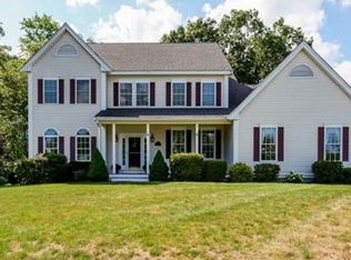 2 Ilene Cir, Georgetown, MA 01833