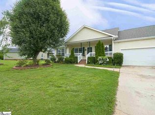 19 Red Quail Ln, Greer, SC 29651