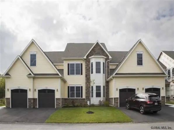 48 Anthony Dr, Ballston Spa, NY 12020