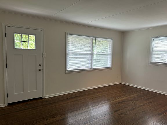 4th image of 1852 Island Home Ave