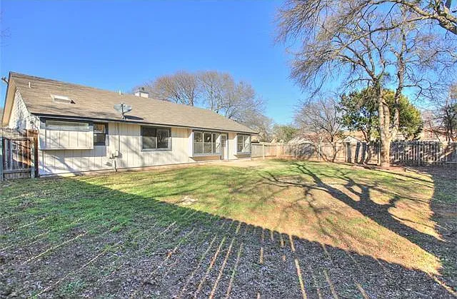 500 Bayberry Ct — Photo 19