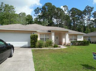 11 Poinsettia Ln, Palm Coast, FL 32164