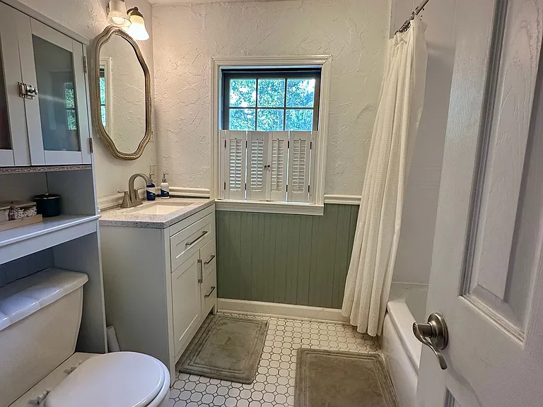 510 Fairlawn Cir — Photo 17